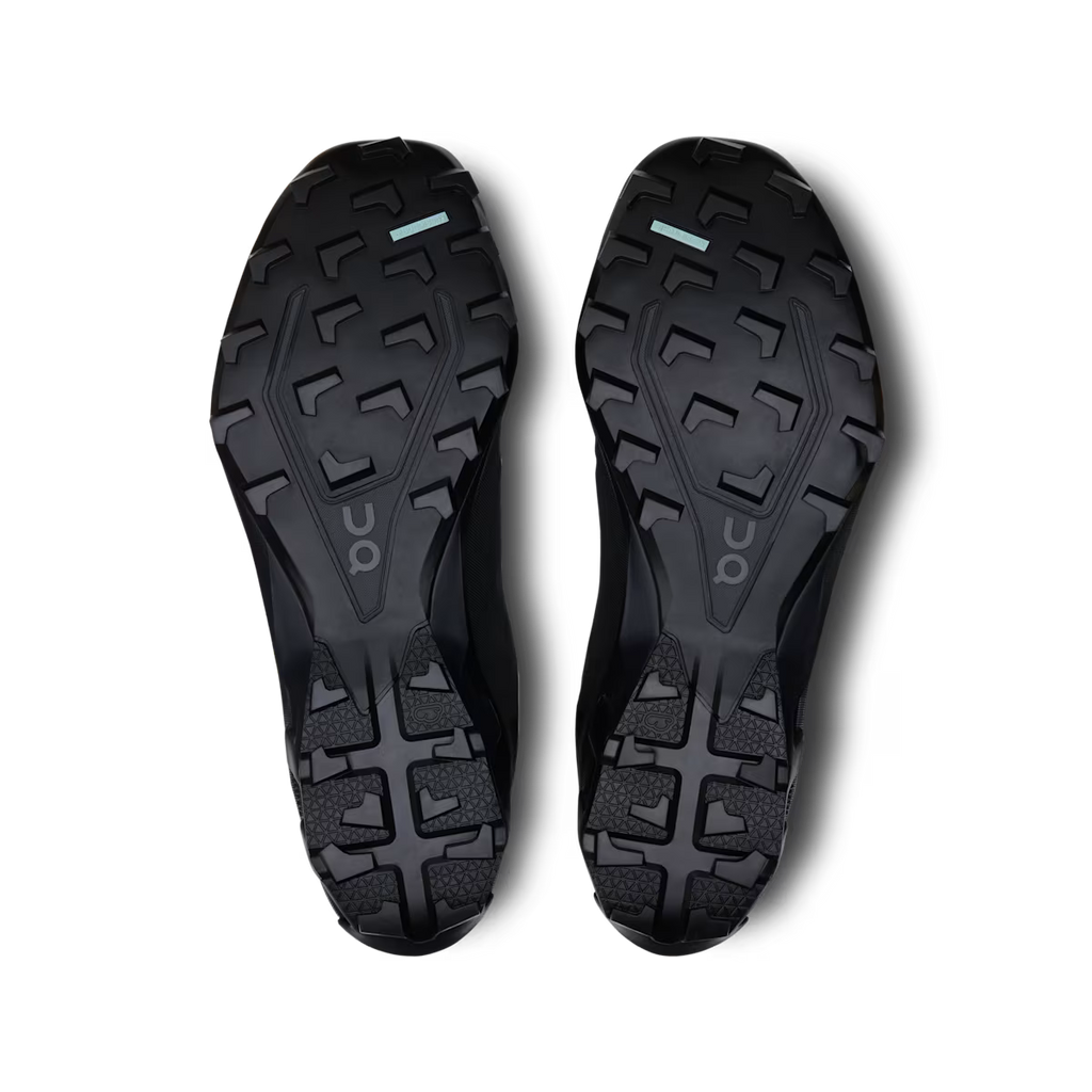All Black - Cloudventure Peak PAF